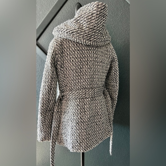 Cozy Pea coat - Picture 3 of 7